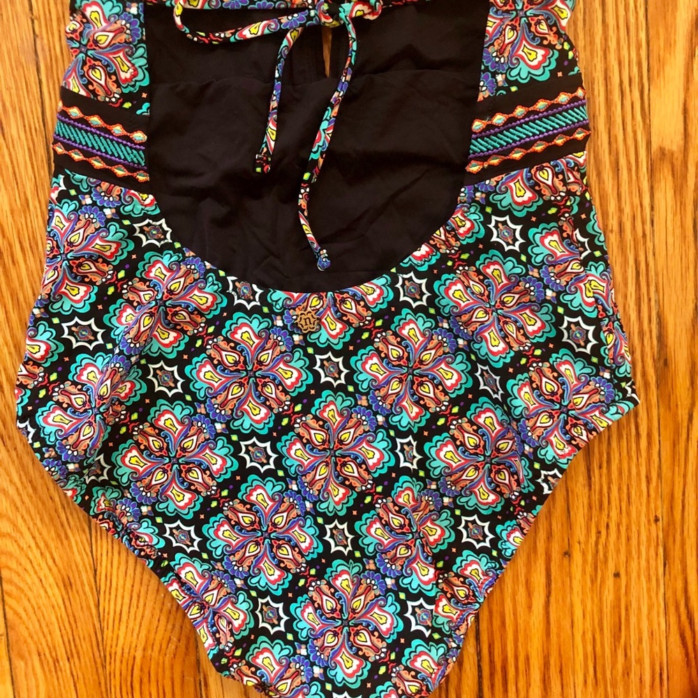 Nanette Lepore Printed One-Piece Swimsuit - Picture 5 of 8